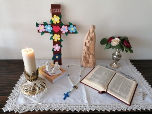 Cantinho de oração de oração XVI